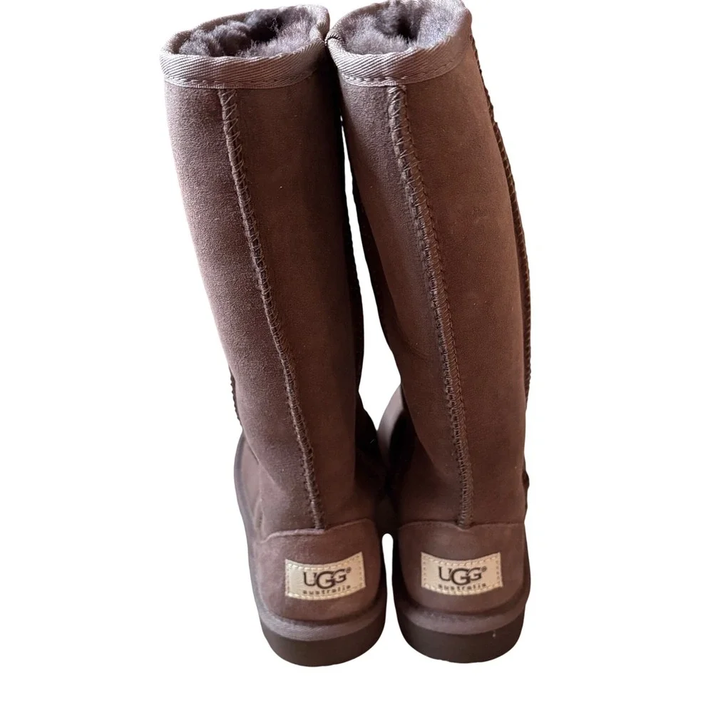 Kids UGG Australia Tall Boots Chocolate‎ Brown Suede Sheepskin Lined Size 2